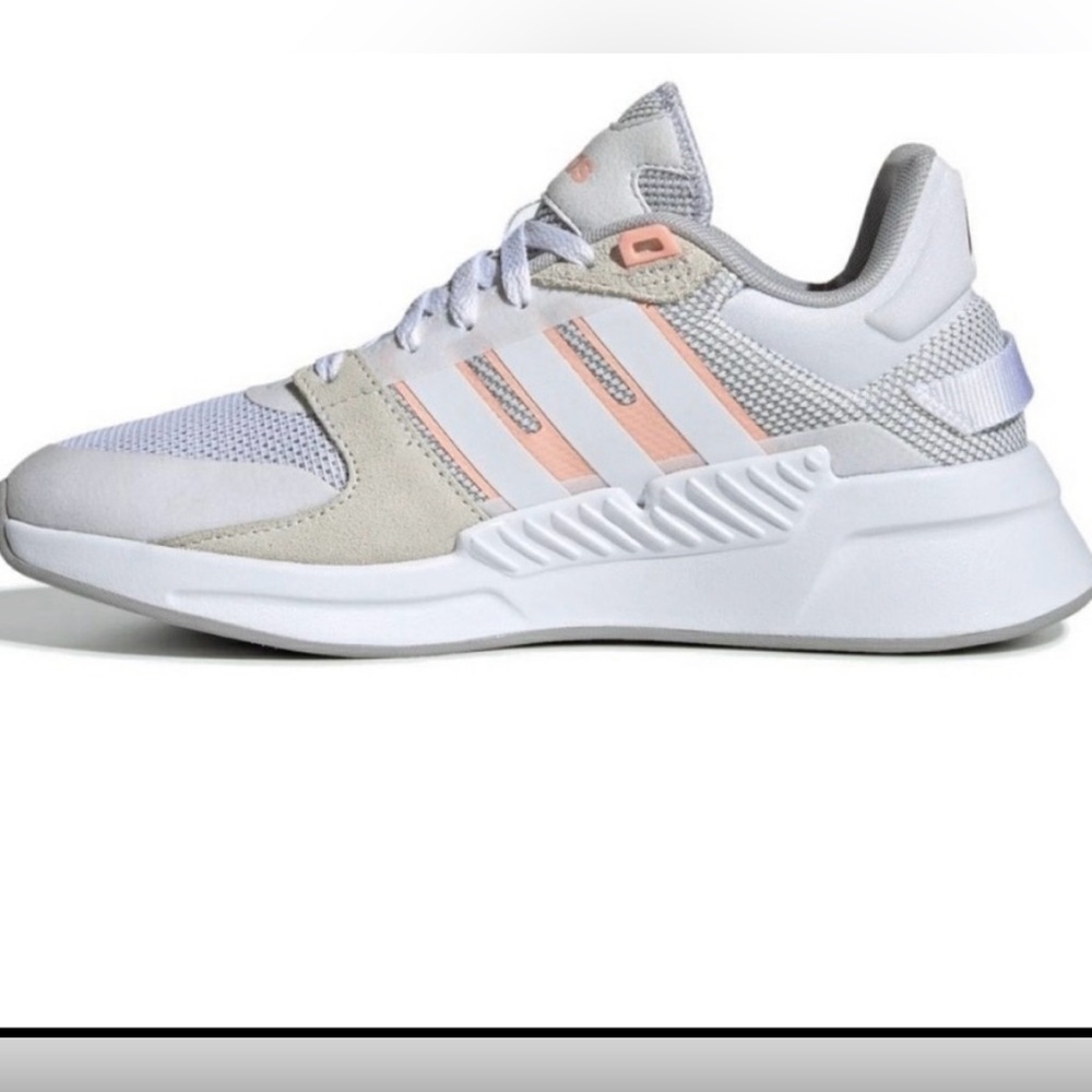 ADIDAS Run 90s Womens NIB